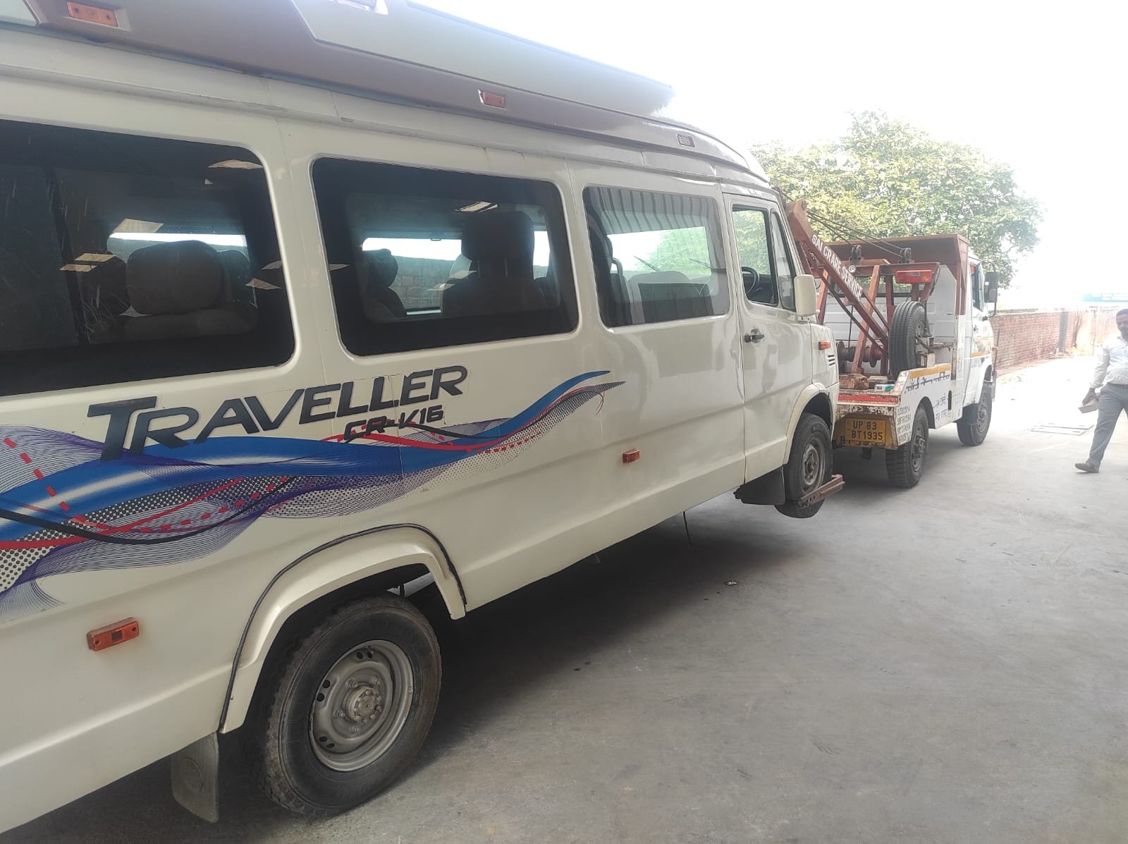 Sai Crane Service Agra - towing and crane work